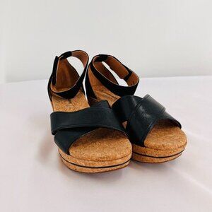 Johnston & Murphy Gigi Cross-Band Sandal Women's Size 7.5 Black TruFoam Footbed